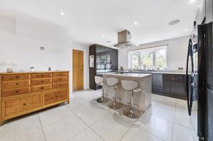 Photo 16- click for photo gallery